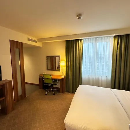 Hampton By Hilton Frankfurt Centre 3* Frankfurt am Main