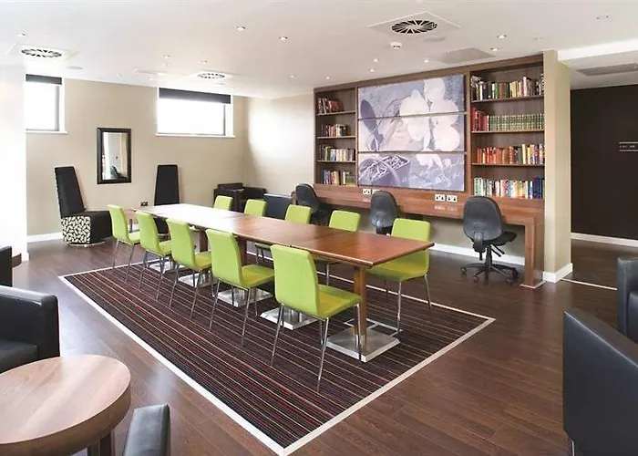 Hampton By Hilton Frankfurt Centre 3*