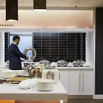 Hampton By Hilton Frankfurt Centre Hotel 3*
