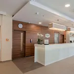 Hampton By Hilton Frankfurt Centre Hotel 3*