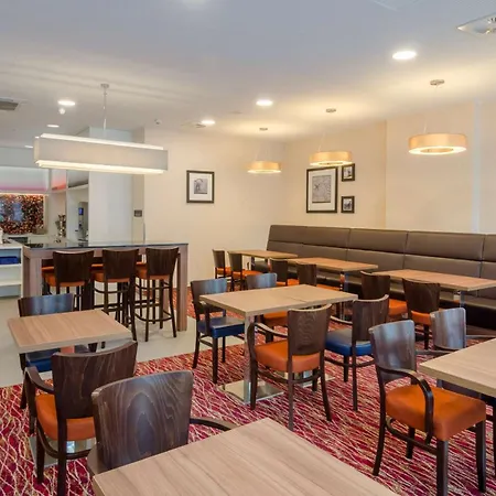 Hampton By Hilton Frankfurt Centre 3*