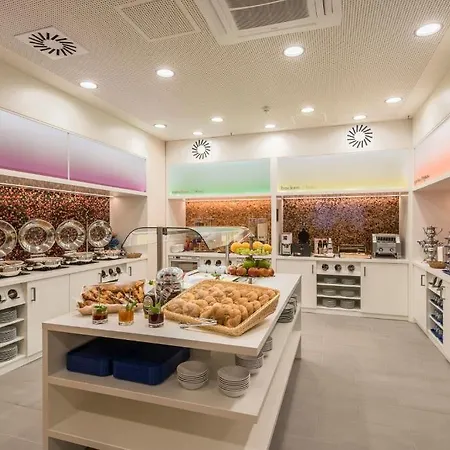 Hotell Hampton By Hilton Frankfurt Centre