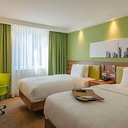 Hampton By Hilton Frankfurt Centre Hotell
