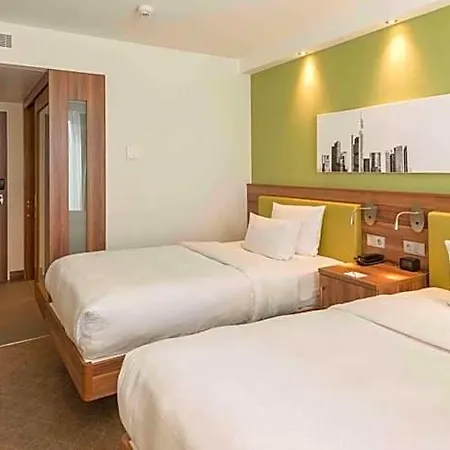 Hampton By Hilton Frankfurt Centre Hotell Frankfurt am Main