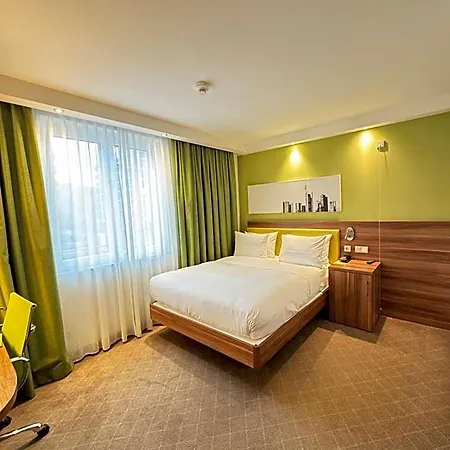 Hampton By Hilton Frankfurt Centre