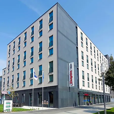 Hampton By Hilton Frankfurt Centre