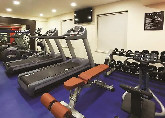 Hampton By Hilton Frankfurt Centre فندق