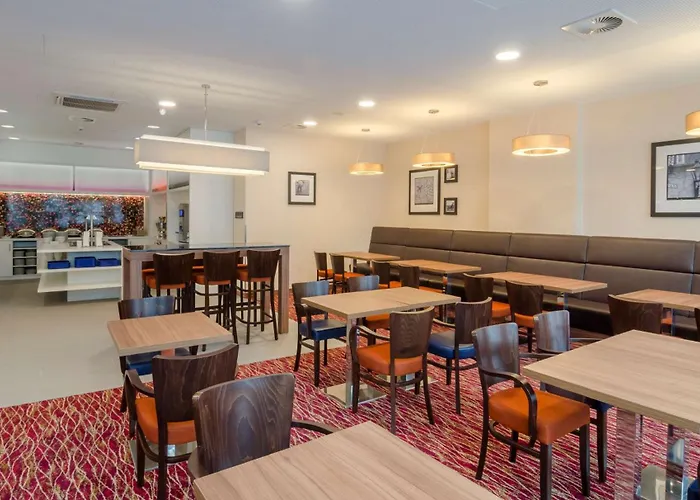 Hampton By Hilton Frankfurt Centre 3*