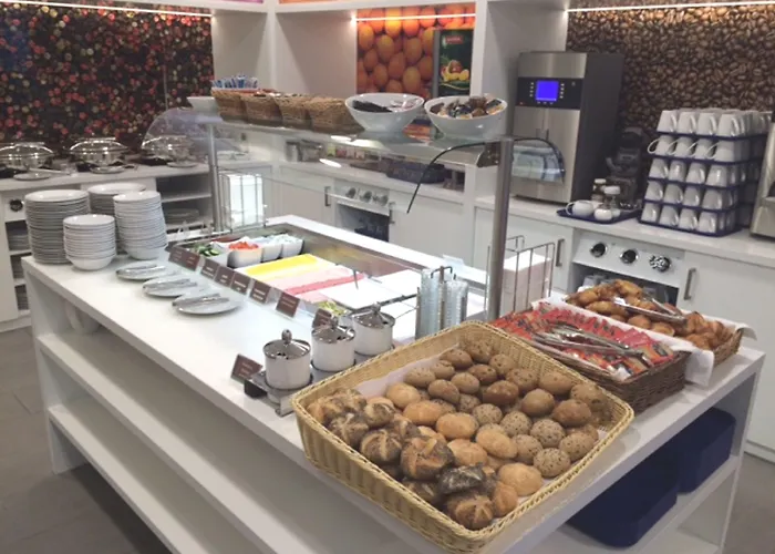 Hampton By Hilton Frankfurt Centre 3* Frankfurt am Main