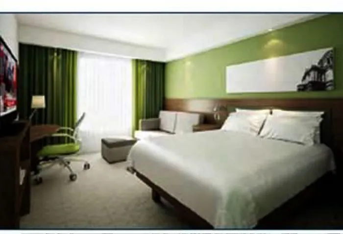 Hampton By Hilton Frankfurt Centre