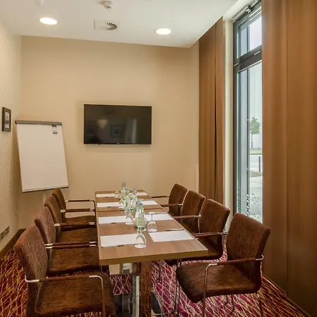 Hampton By Hilton Frankfurt Centre 3* Франкфурт-на-Майне