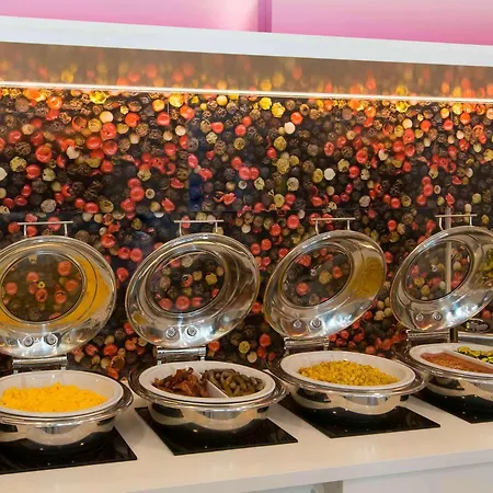 Hampton By Hilton Frankfurt Centre Отель Франкфурт-на-Майне